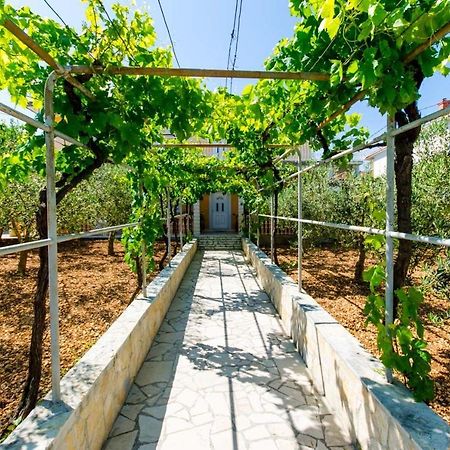 Apartments Ivana Trogir Exterior photo