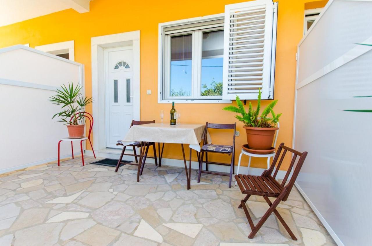 Apartments Ivana Trogir Exterior photo