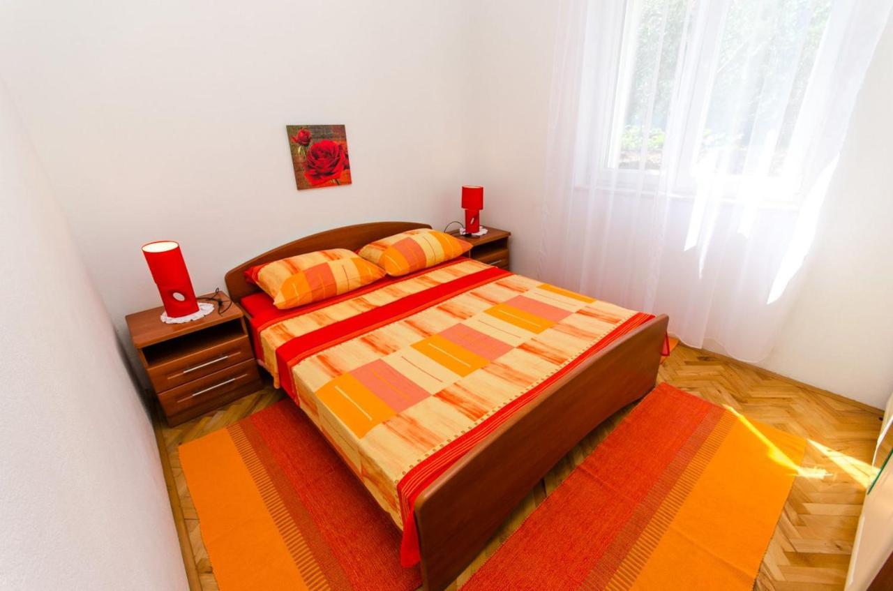 Apartments Ivana Trogir Exterior photo